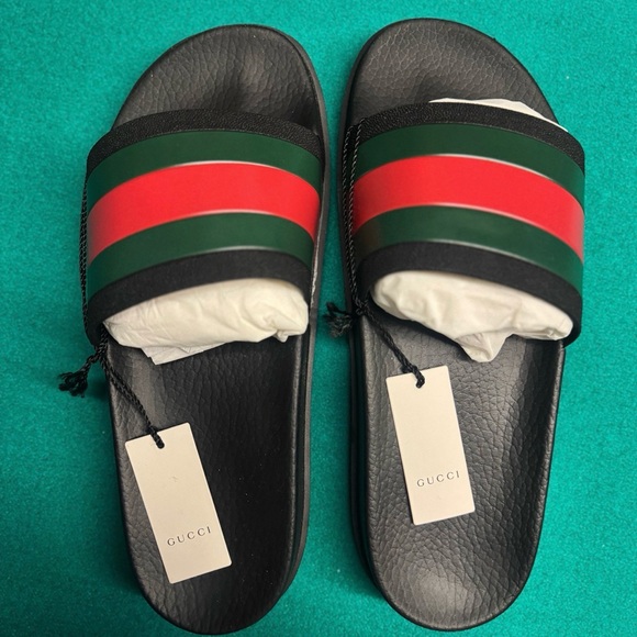 Gucci Men's Black, Green, and Red Slide Sandals - Picture 3 of 5